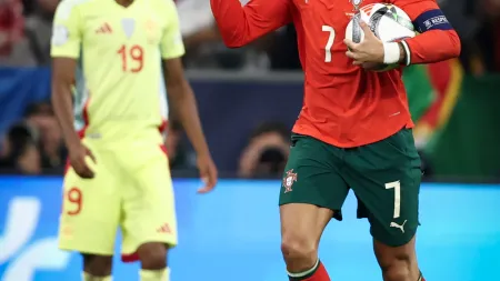 Adil Rami critica Lamine Yamal em direto: "Ele é insuportável"