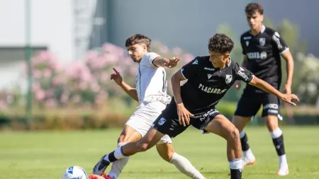 Vitória leva a melhor em jogo de preparação contra Portimonense com golos de novidades