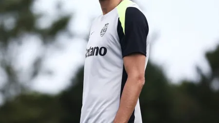 Sporting retoma treinos na Academia Cristiano Ronaldo com entusiasmo renovado