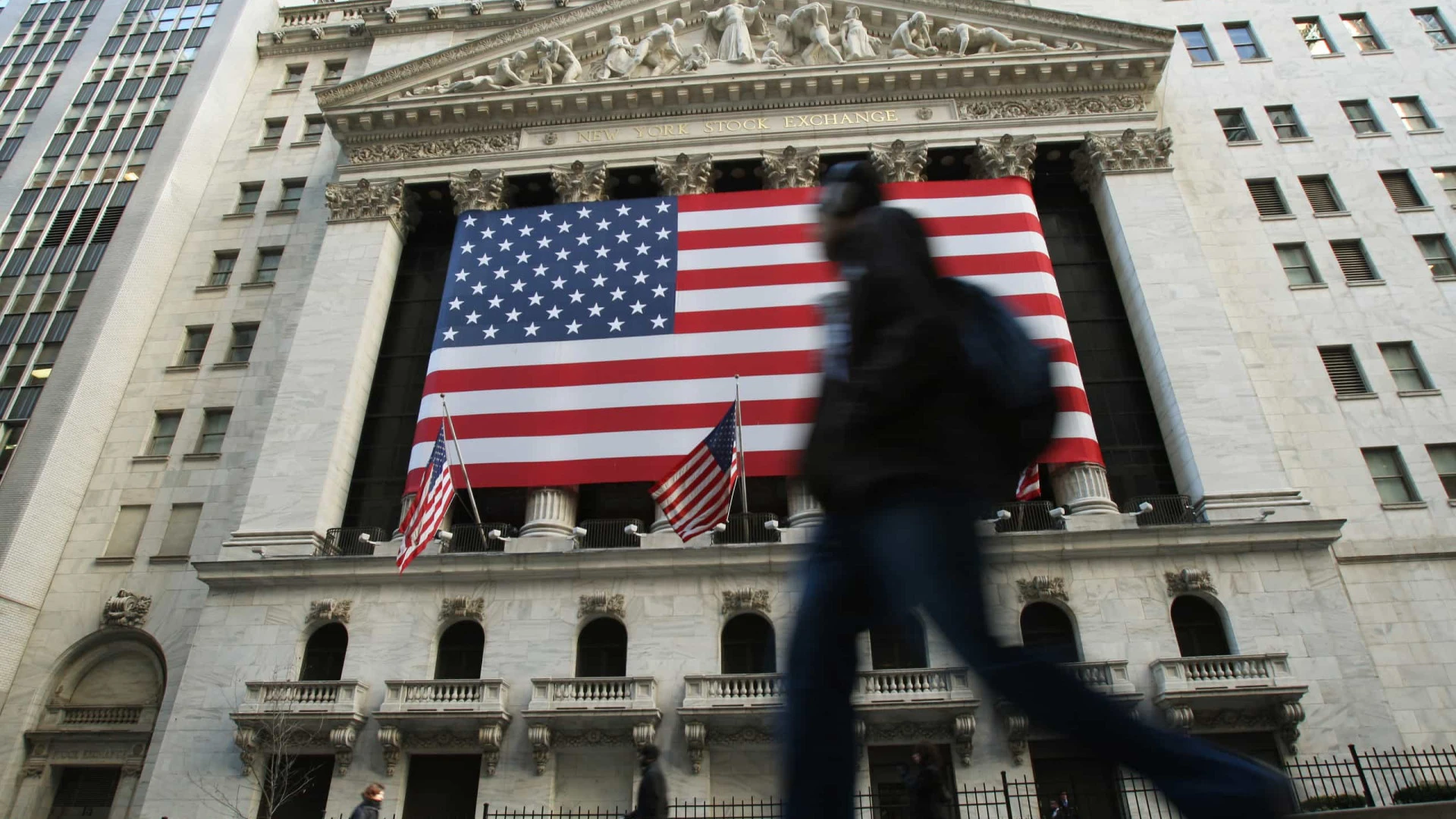 Wall Street Regista Altas Históricas com Acordos Comerciais Favoráveis