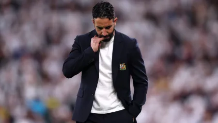 Ruben Amorim manifesta descontentamento no United após novo fracasso no mercado