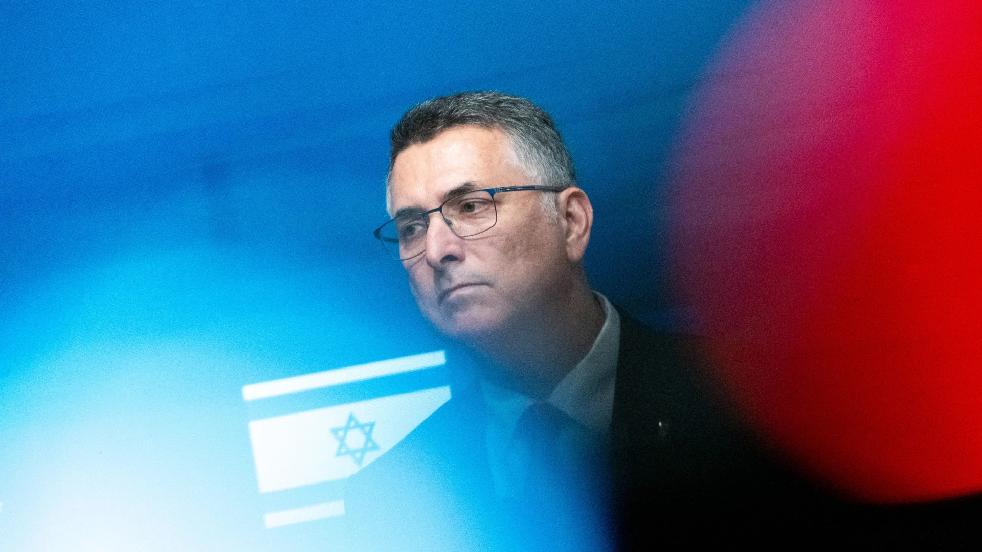 França de Macron enfrenta críticas de Israel após reconhecimento da Palestina