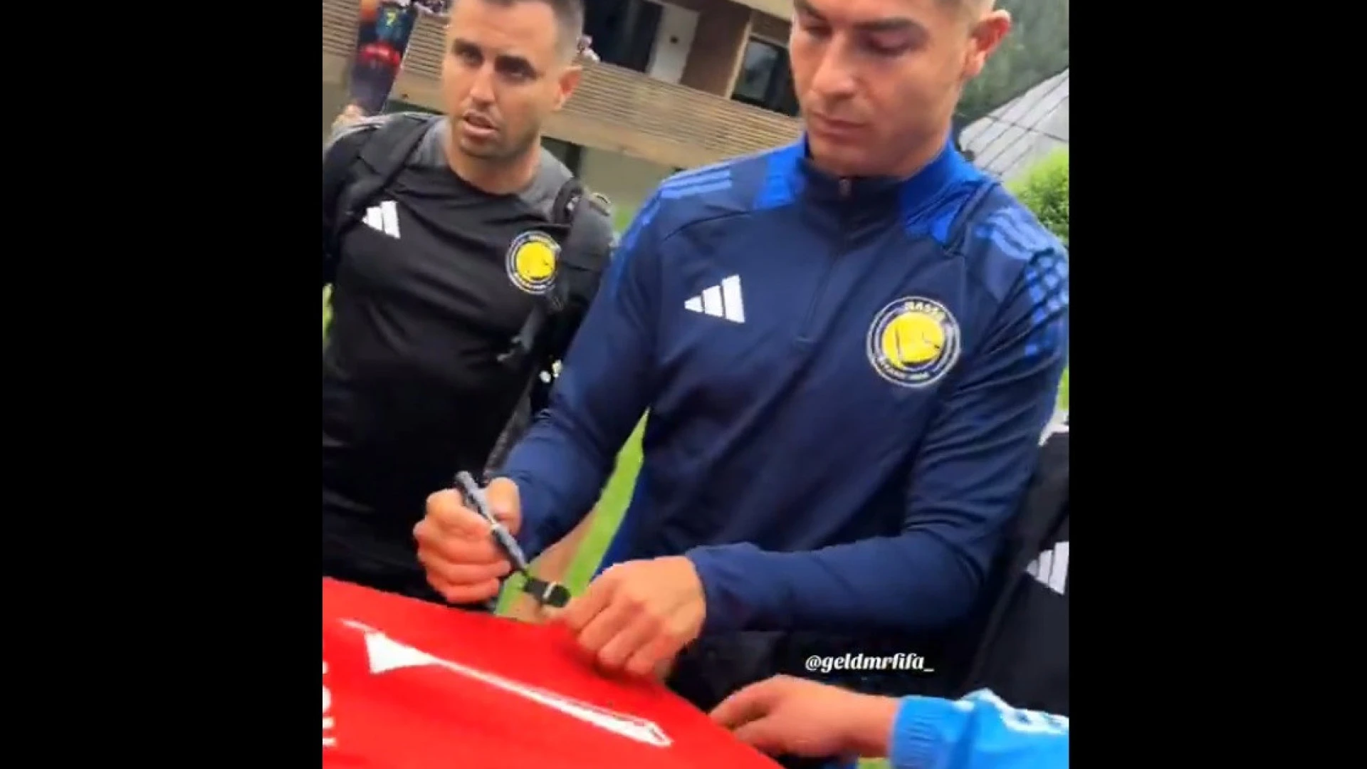 A Fanfarra à Volta de Cristiano Ronaldo em Salzburgo