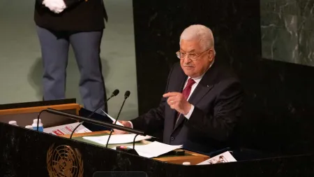 Mahmoud Abbas elogia o reconhecimento da Palestina por parte de França