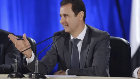 Tribunal francês revoga ordem de detenção contra Bashar al-Assad