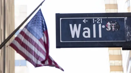 Wall Street regista novos máximos históricos com S&P500 em contínuo crescimento