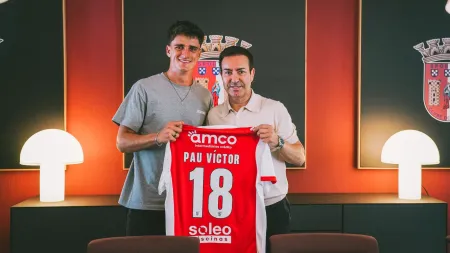 Mercado de Transferências de Verão: Rumores e Negócios em Alta