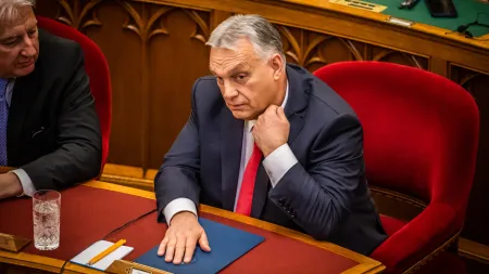 Orbán ameaça vetar orçamento europeu até que Hungria receba fundos de Bruxelas
