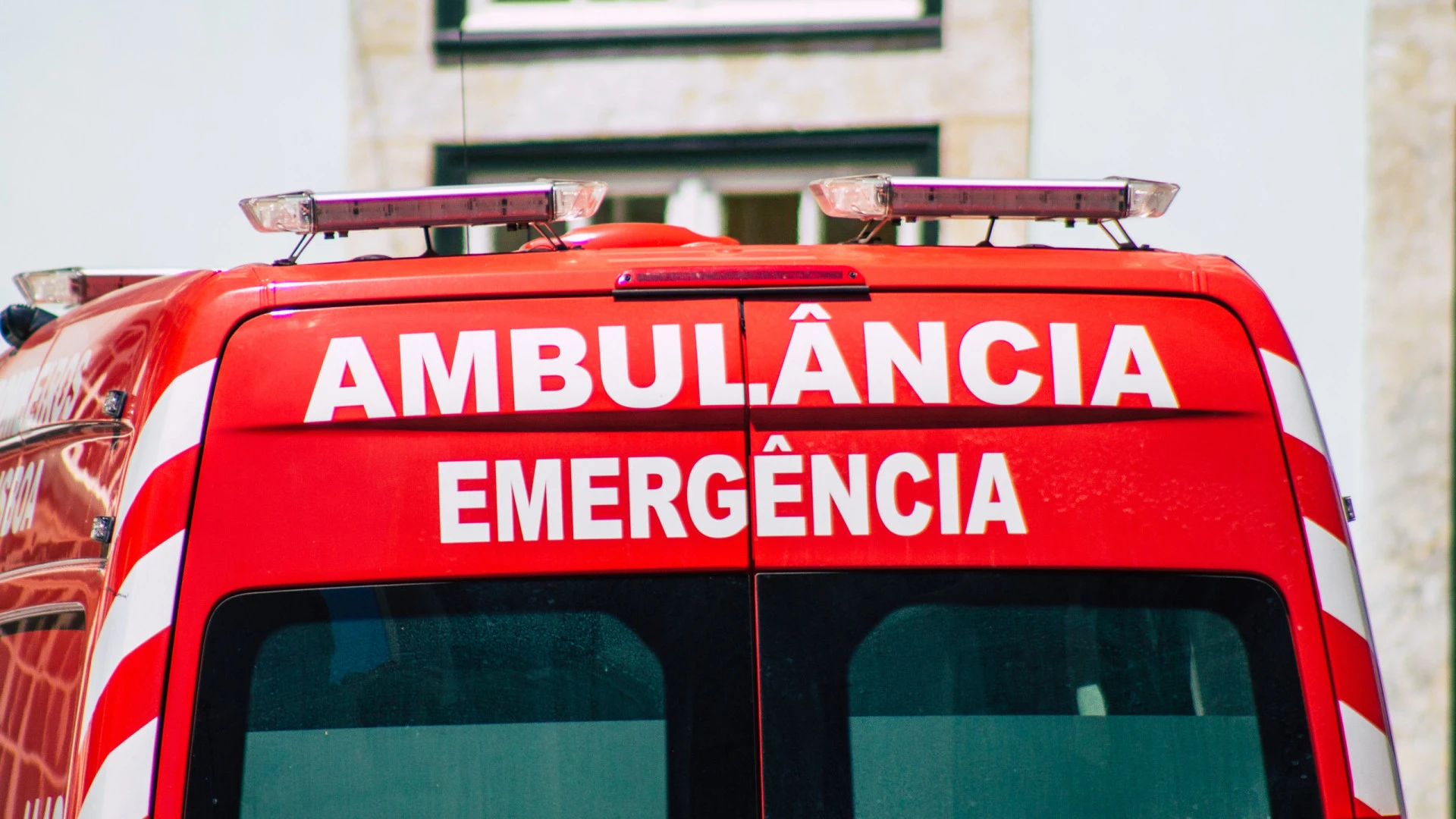 Tragédia em Ourique: Pai perde a vida e filha fica gravemente ferida em incêndio