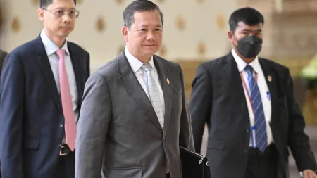 Camboja acolhe proposta de paz com Tailândia após intensos combates