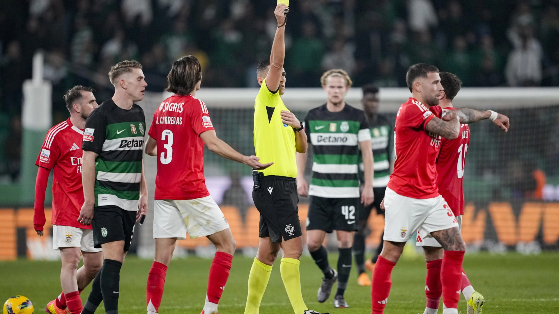 Fábio Veríssimo será o árbitro do clássico Sporting-Benfica na Supertaça