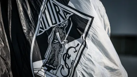 Vitória SC anuncia chegada de Alioune Ndoye: "É uma questão de tempo"