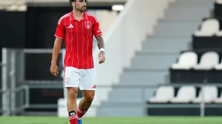 Nottingham Forest intensifica negociações com Sporting por Jota Silva