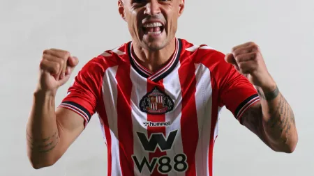 Granit Xhaka é o novo reforço do Sunderland na Premier League