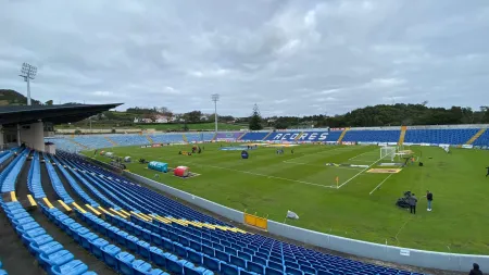 Santa Clara ambiciona reviravolta em desafio europeu