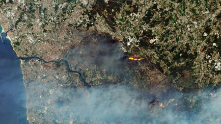 Satélite do programa Copernicus capta imagens de incêndios no norte de Portugal