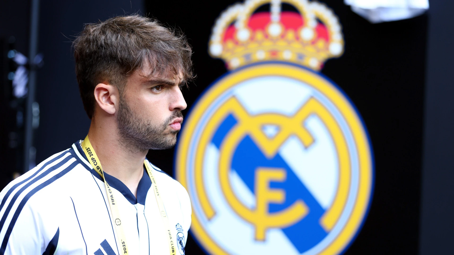 Jogador do Real Madrid enfrenta pena de prisão por partilha de vídeos íntimos de menores