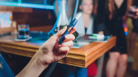 Governo português expressa preocupação sobre nova taxação do tabaco