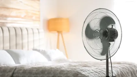 Estratégias eficazes para manter o quarto fresco durante o calor intenso