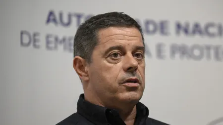 Incêndios em Portugal: Situação Geral Melhora, Mas Desafios Persistem