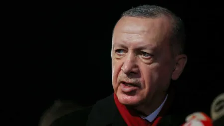 Cimeira em Istambul abordou questões migratórias e cooperação energética