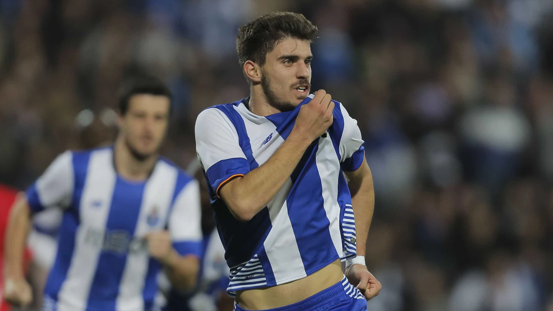 Rúben Neves sonha em voltar ao FC Porto e conquistar títulos