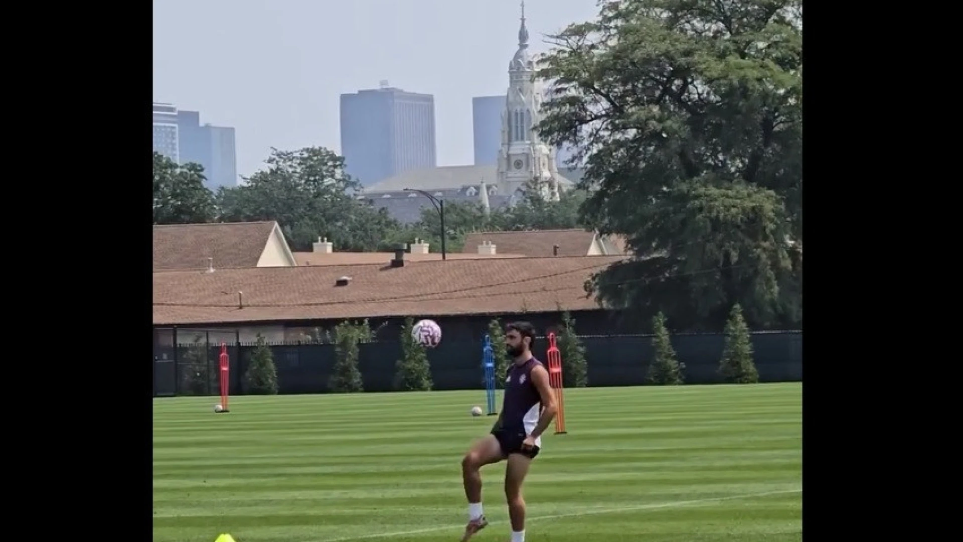 Bruno Fernandes deslumbra em treino do Manchester United em Chicago