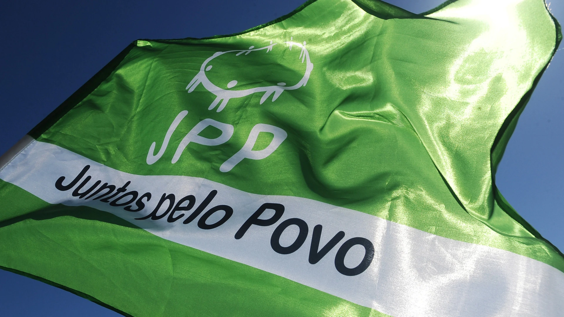 Reações à Extinção da FCT: JPP Expressa Preocupações