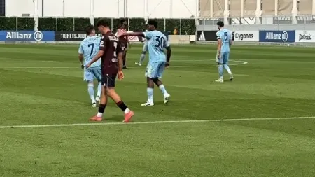 Francisco Conceição brilha na Juventus com golaço no primeiro jogo da pré-temporada