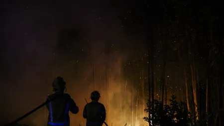 Incêndio em Ponte da Barca continua ativo com possibilidade de novas reativações