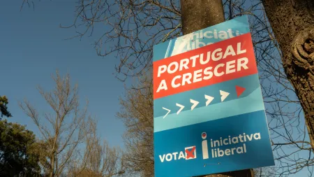 Iniciativa Liberal propõe condenação à detenção de Au Kam San na AR