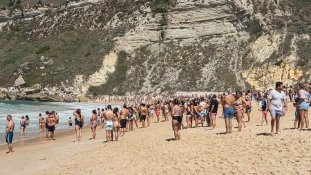 Número de assistência por contaminação na Nazaré atinge 70