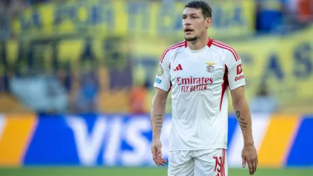 Andrea Belotti pode regressar ao futebol português, mas não é para o Benfica
