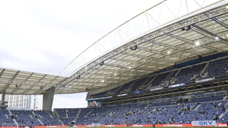 FC Porto cancela espetáculos pirotécnicos por risco elevado de incêndio