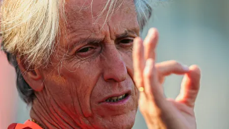 Al Nassr conquista vitória sem Ronaldo e Félix sob a liderança de Jorge Jesus