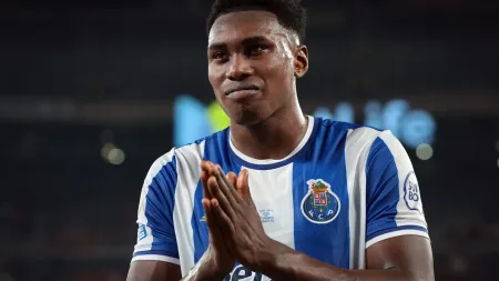 Samu Aghehowa reforça ambição do FC Porto: "Temos que lutar por mais"