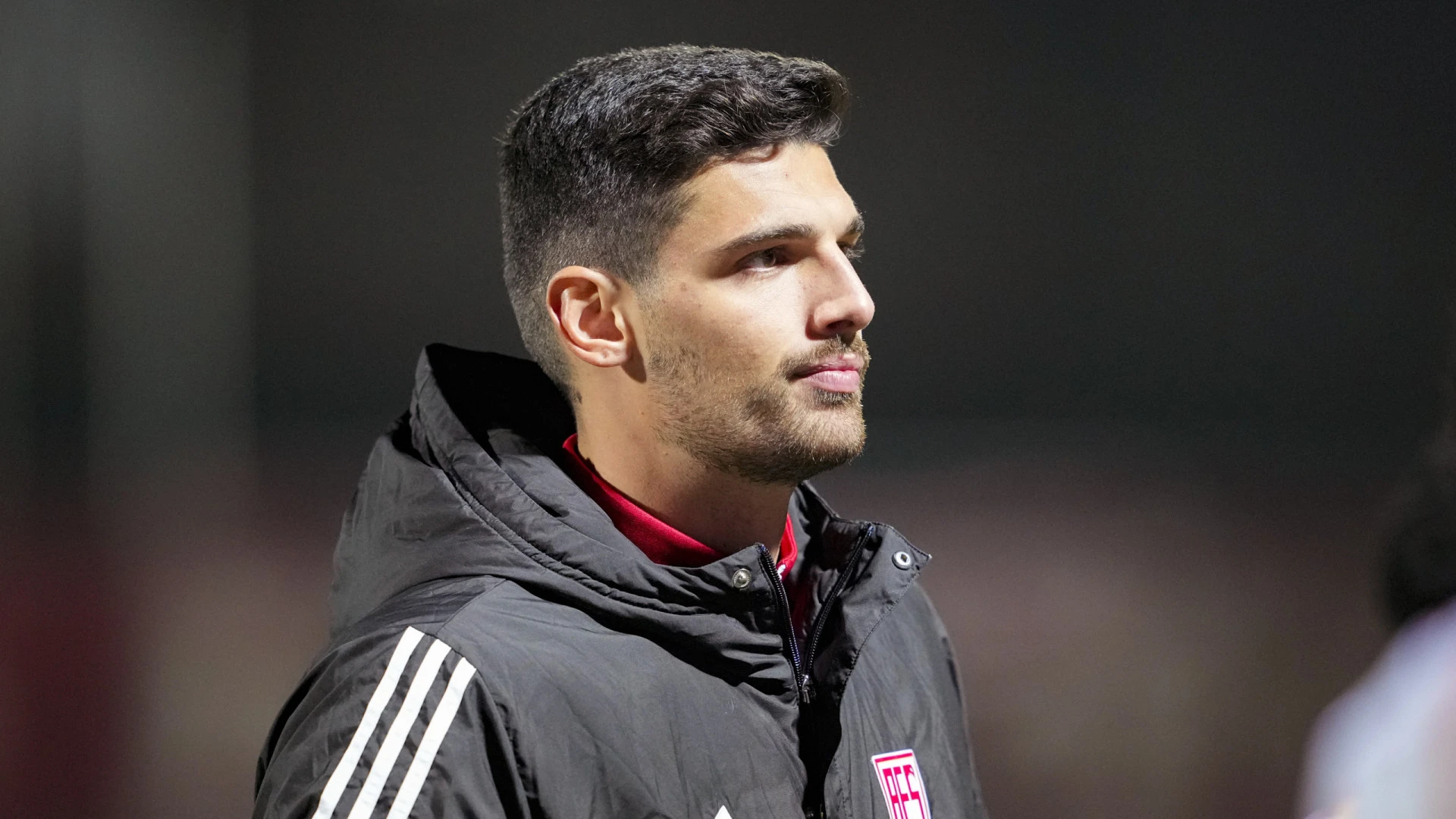 Baptiste Roux troca AVS pela liga sérvia