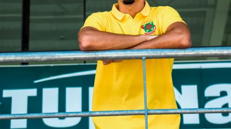Leandro Dias junta-se ao Paços de Ferreira para reforçar a defesa