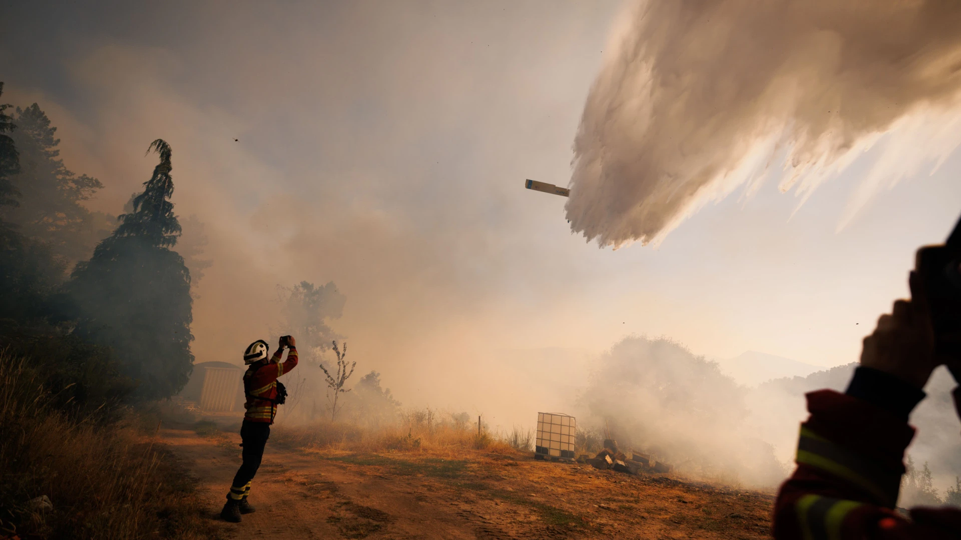 Combate ao Incêndio em Vila Real Intensificado com Meios Aéreos