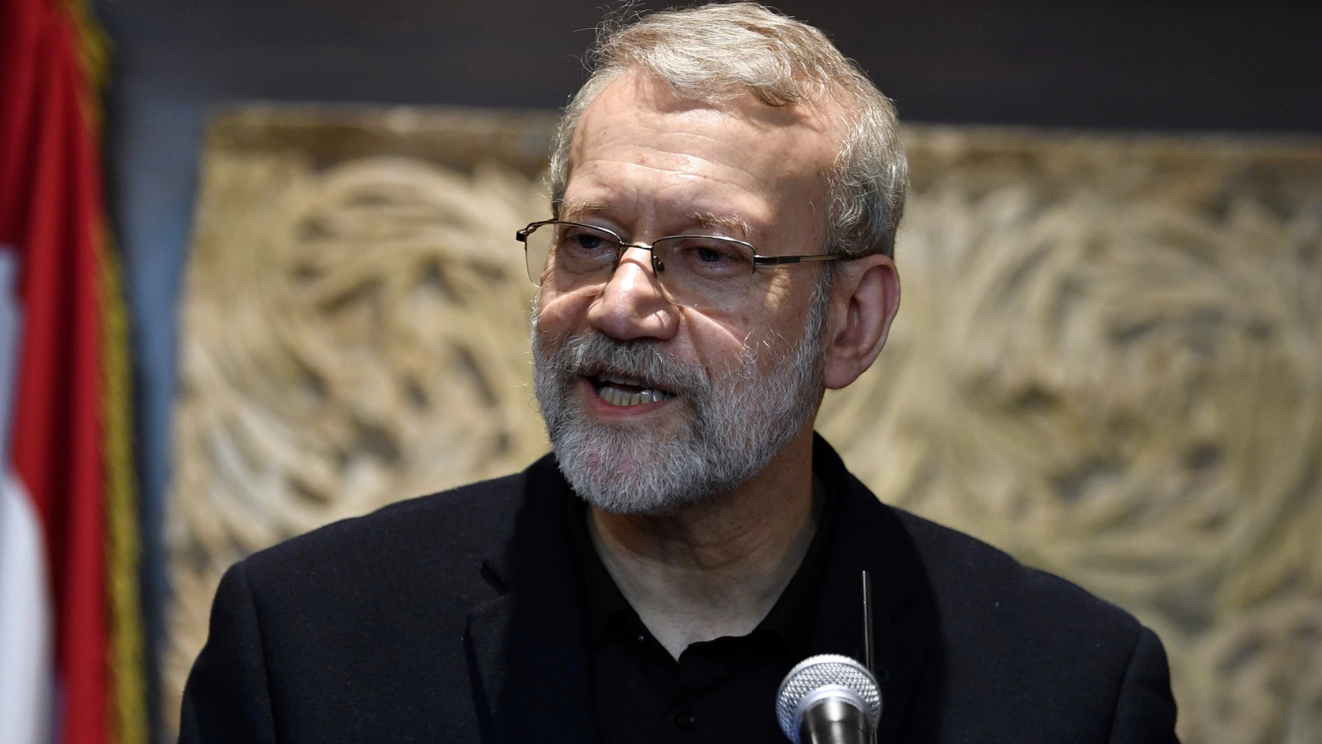 Larijani assume liderança do Conselho de Segurança Nacional do Irão