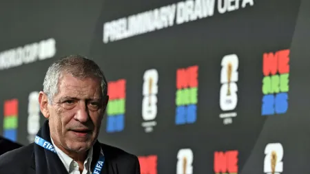 Fernando Santos lamenta a morte inesperada de Jorge Costa