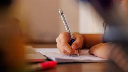 Professores exigem diálogo sobre a reforma educativa do governo