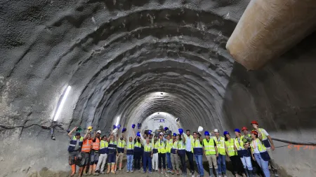 Encerramento do último túnel da Linha Rosa do Metro do Porto