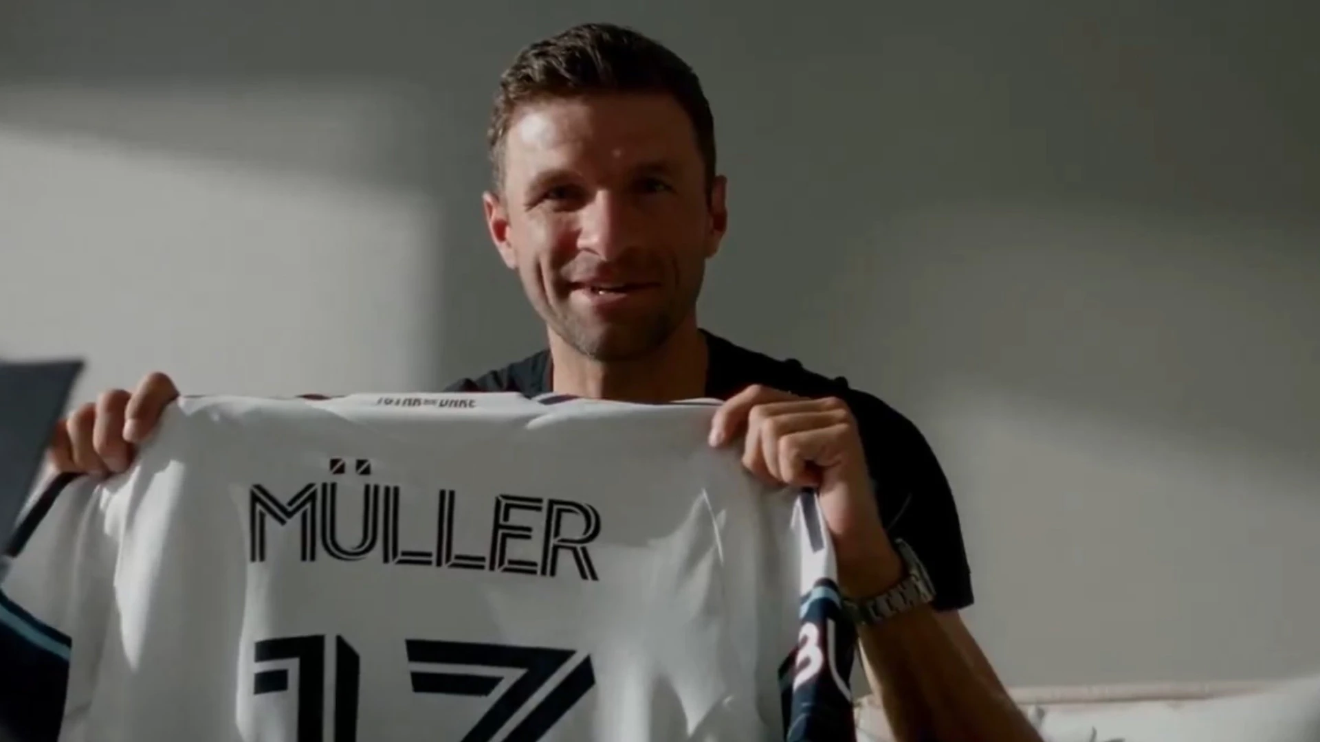 Thomas Muller junta-se aos Vancouver Whitecaps após longa carreira no Bayern Munique
