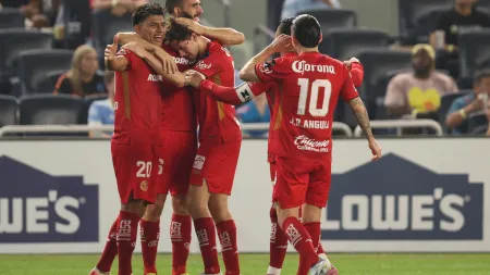 Paulinho brilha e mantém Toluca na rota da vitória na Leagues Cup