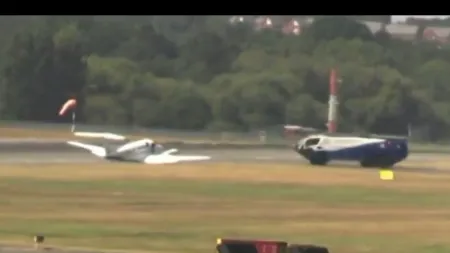 Aterragem de emergência em Birmingham provoca caos no aeroporto