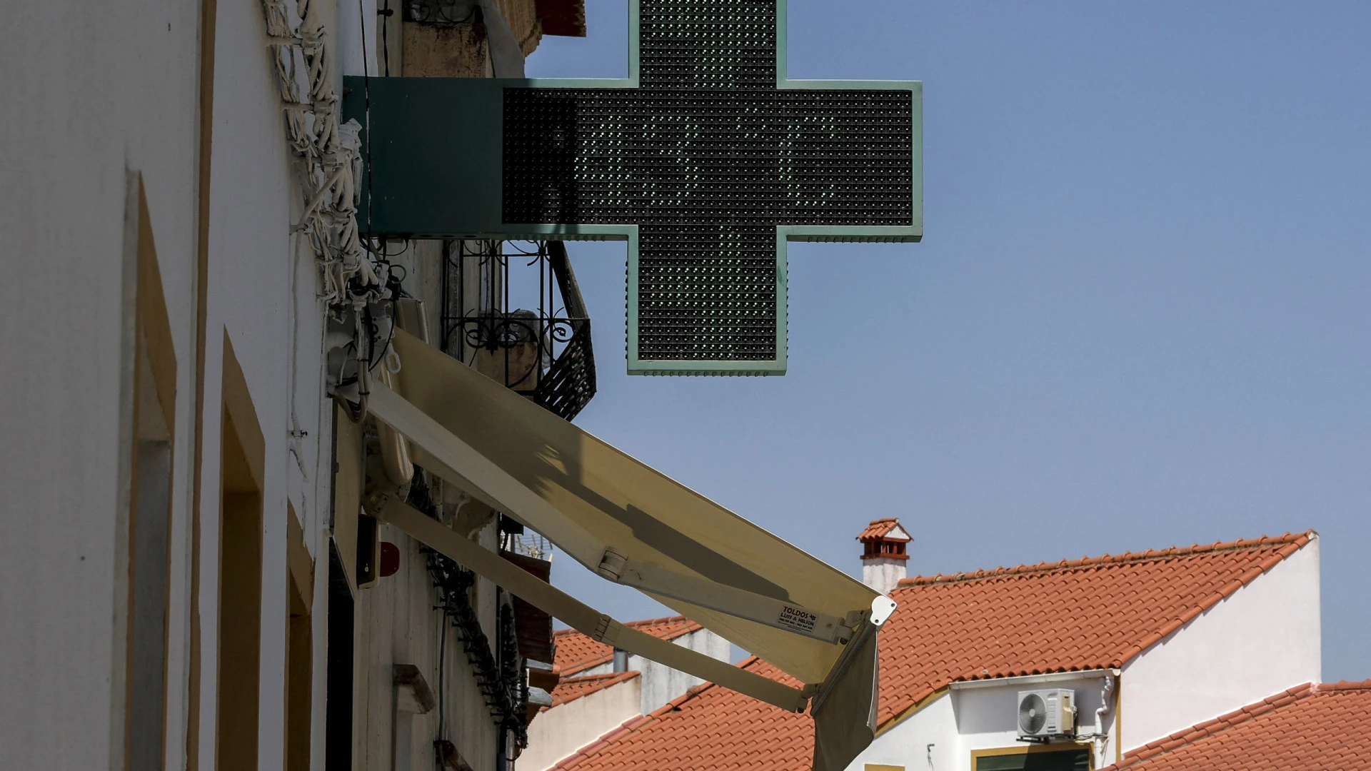Onda de calor persiste: Quatro distritos em alerta até sábado