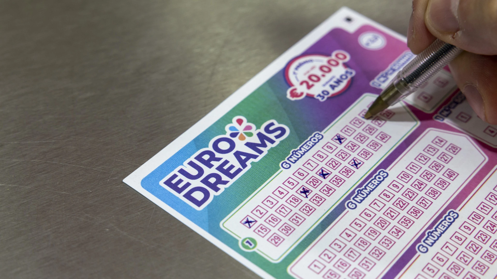 Esta Quinta-feira pode mudar a sua vida: descubra a chave do EuroDreams!