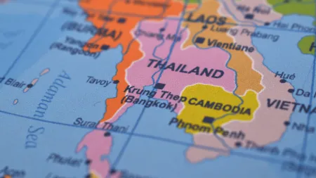 Negociações entre Tailândia e Camboja recomeçam na Malásia após conflitos mortais