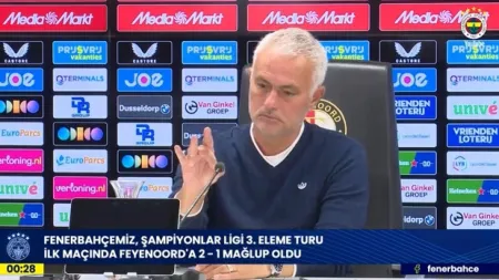Mourinho e a Inusitada Interrupção na Conferência do Fenerbahçe